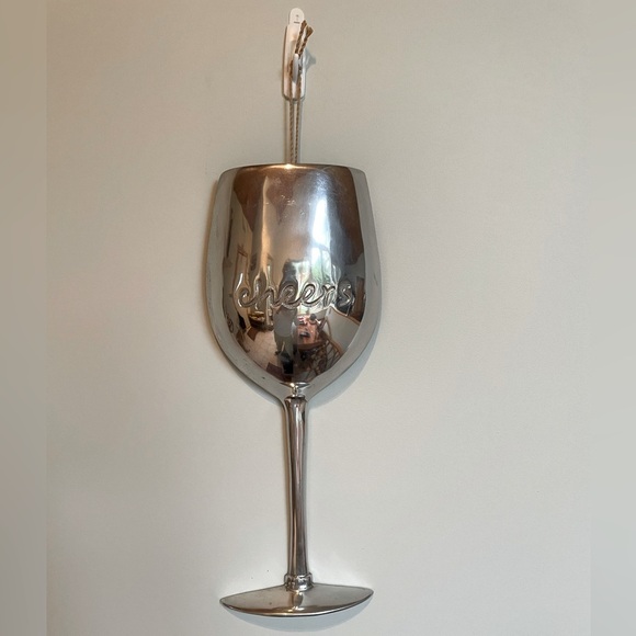Vintage Pier 1 Imports 20” Stainless Steel Etched ‘Cheers’ Wine Glass Wall Decor - Picture 4 of 13